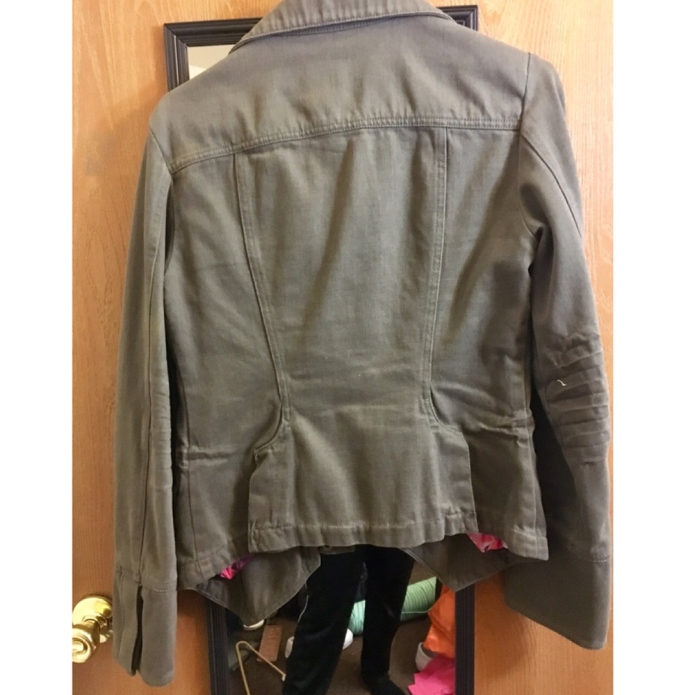 Jacket - Picture 2 of 2